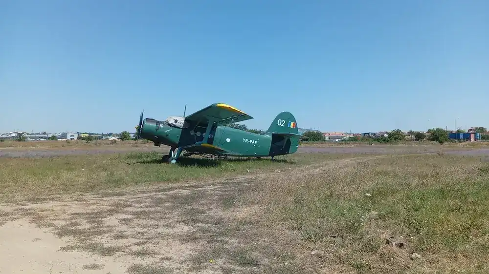 An-2 YR-PAF on the grass