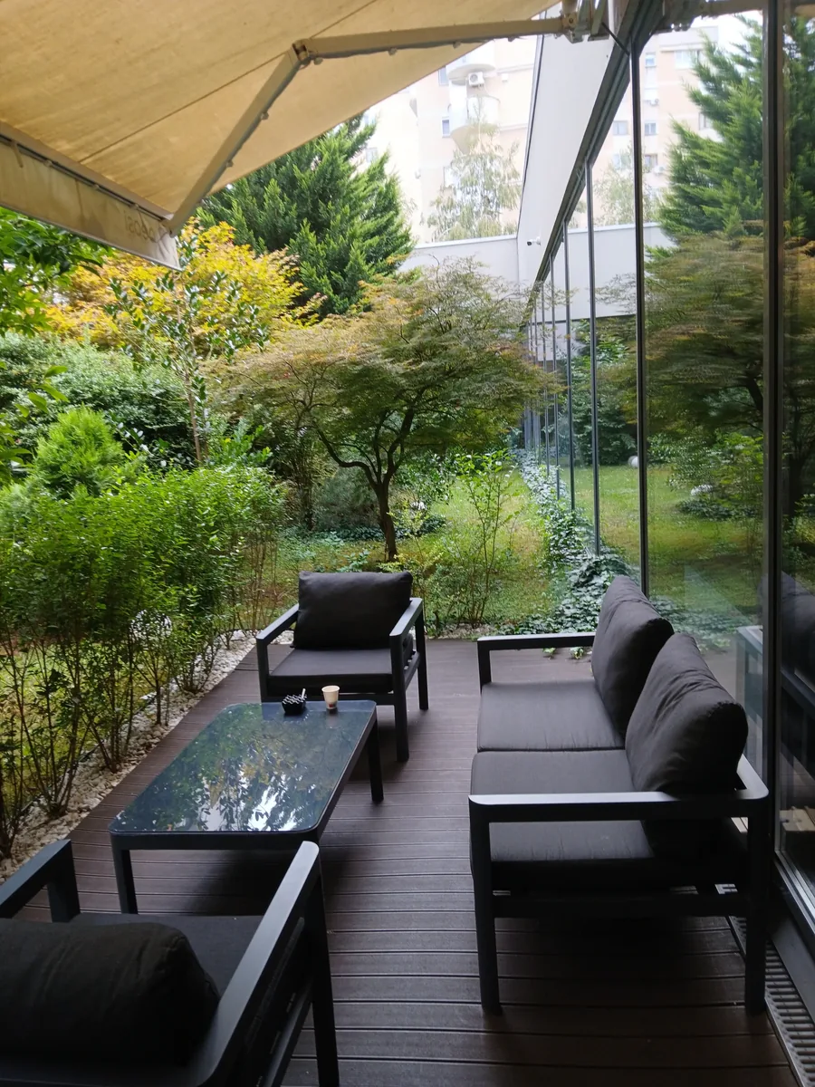 The garden terrace at the side